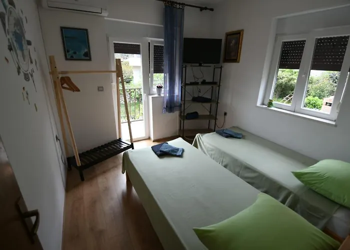 Klara&ivan アパート